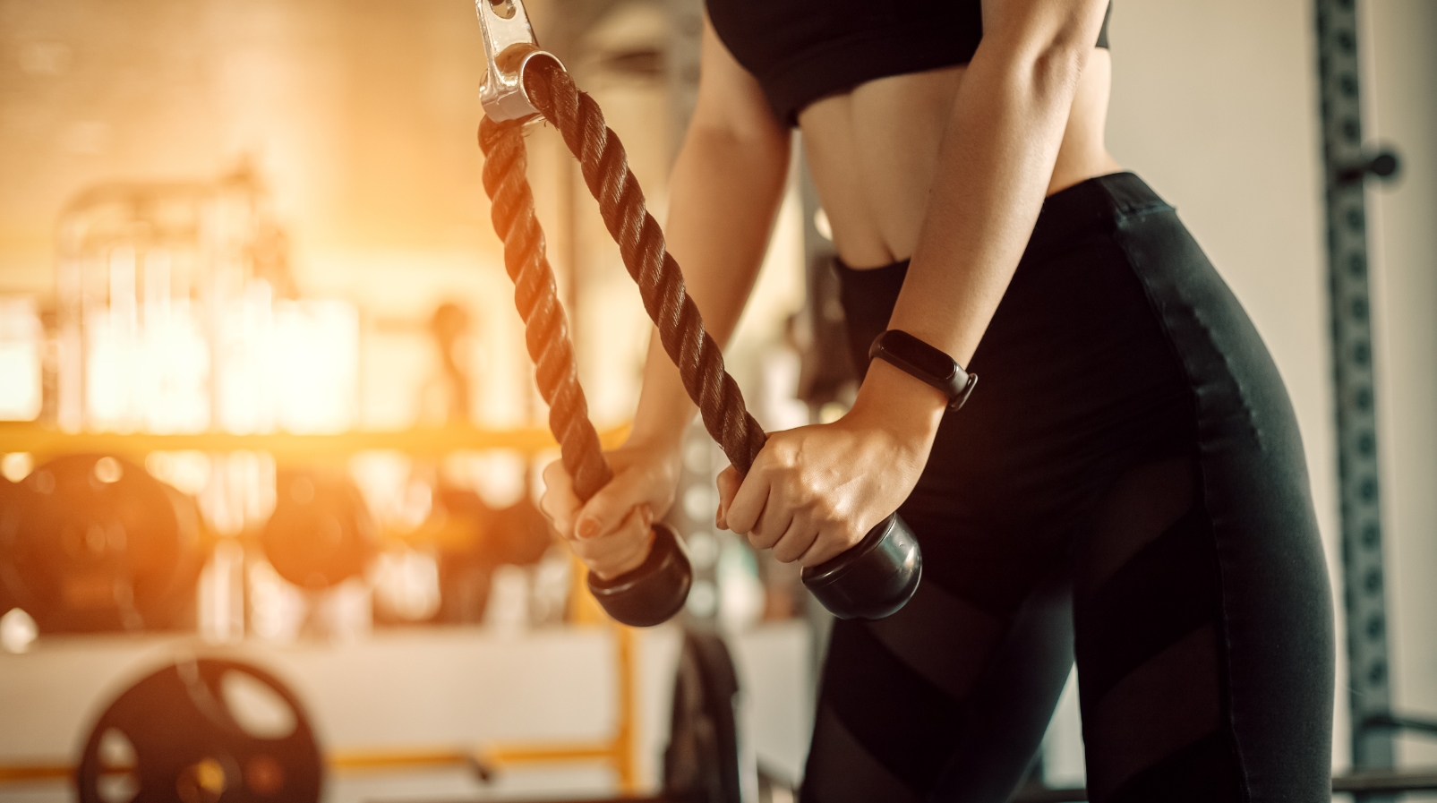 4 bài tập GYM nâng cấp vòng 3 giúp nàng trở nên nóng bỏng
